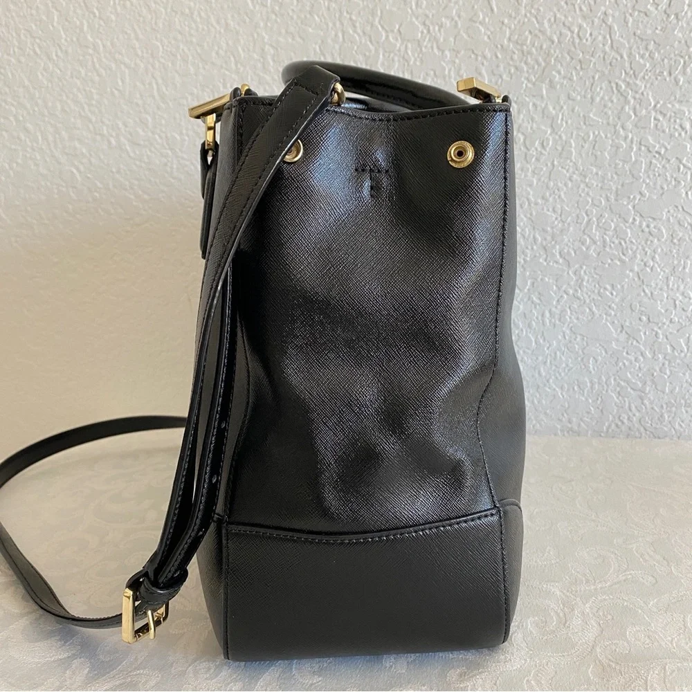 Tory Burch double zip saffiano Robinson tote